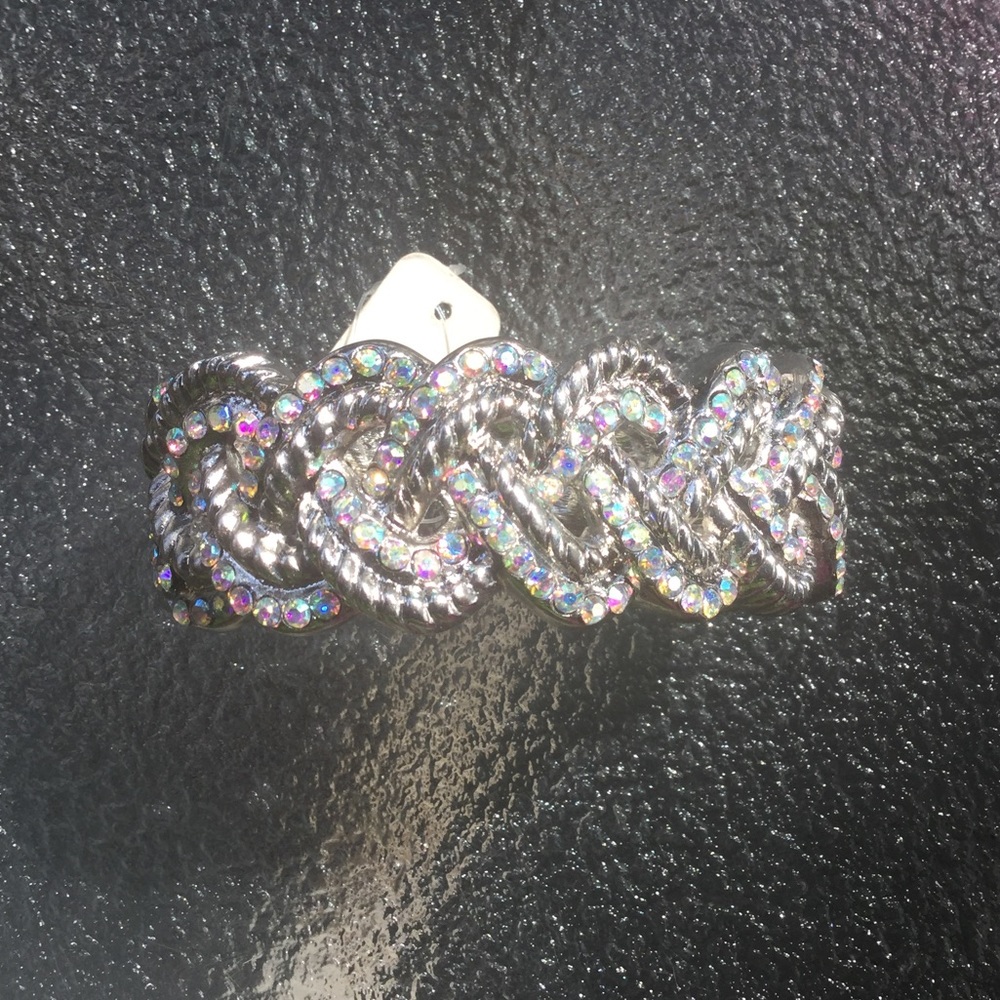 Rhinestone clamper bracelet